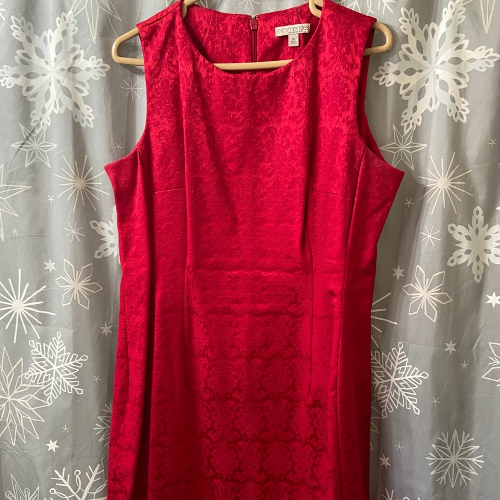 Eva Mendes red dress